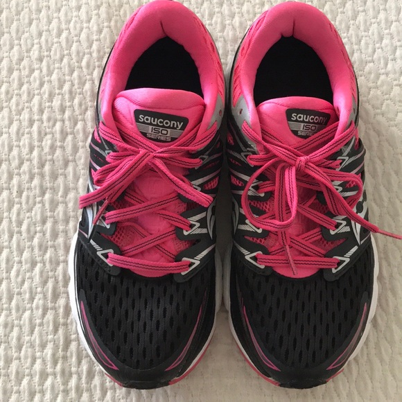 saucony isofit powergrid